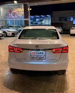 تويوتا أفالون